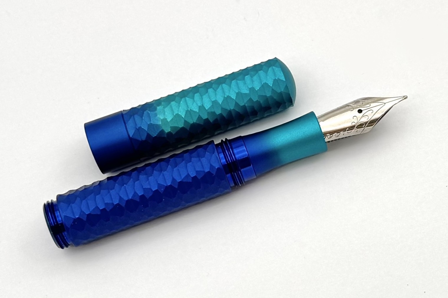 SchonDSGNAnodizedAluminumDeepWatersFacetedPocketSixFP_D